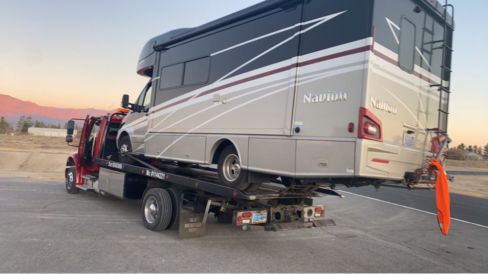 RV motorhome flatbed tow